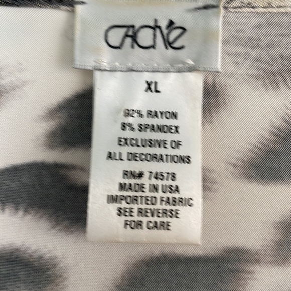 Gorgeous Cache Dress / animal print an Gold shimmer Beads/Sequins at shoulder - Picture 3 of 7